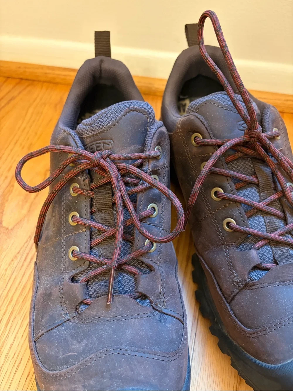 Keen barely worn